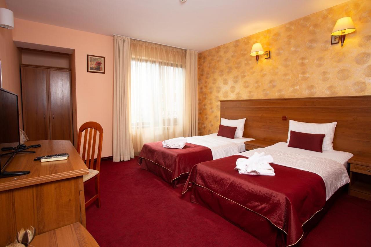 Contessa Hotel Shumen Dış mekan fotoğraf