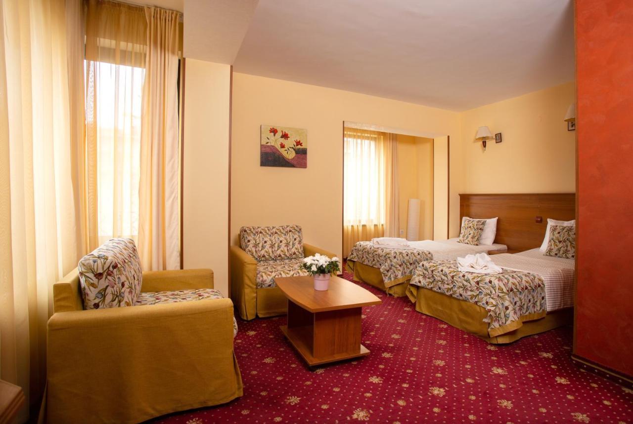 Contessa Hotel Shumen Dış mekan fotoğraf