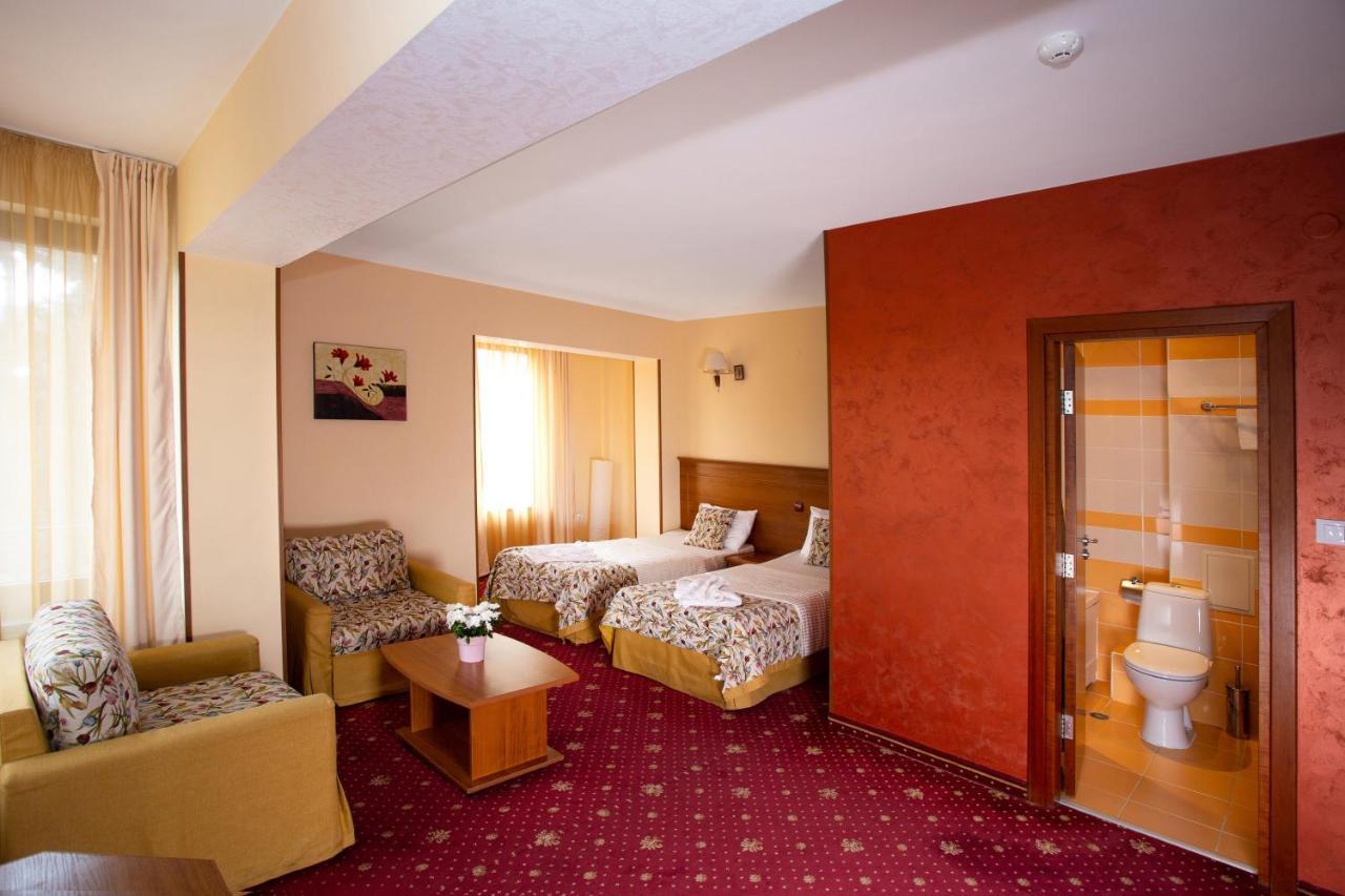 Contessa Hotel Shumen Dış mekan fotoğraf