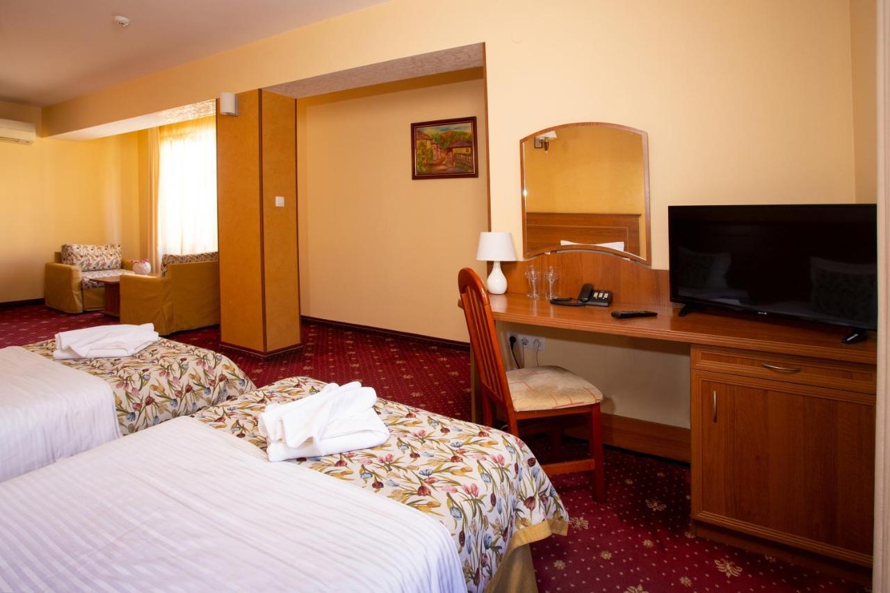 Contessa Hotel Shumen Dış mekan fotoğraf