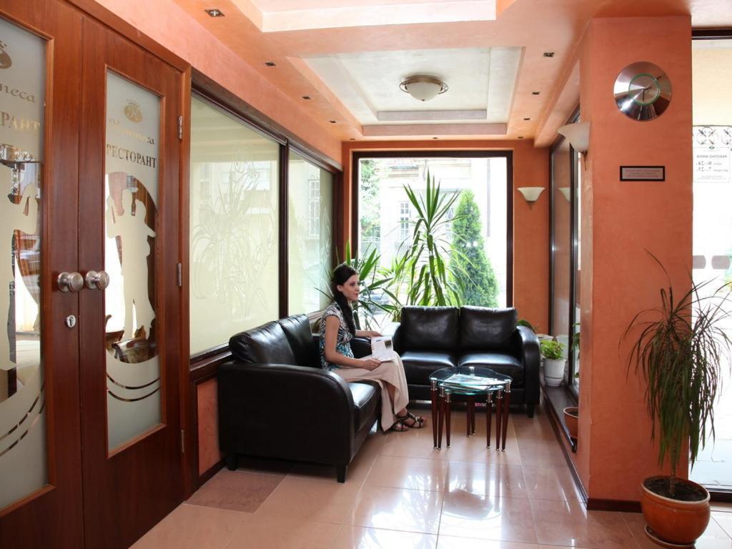 Contessa Hotel Shumen Dış mekan fotoğraf
