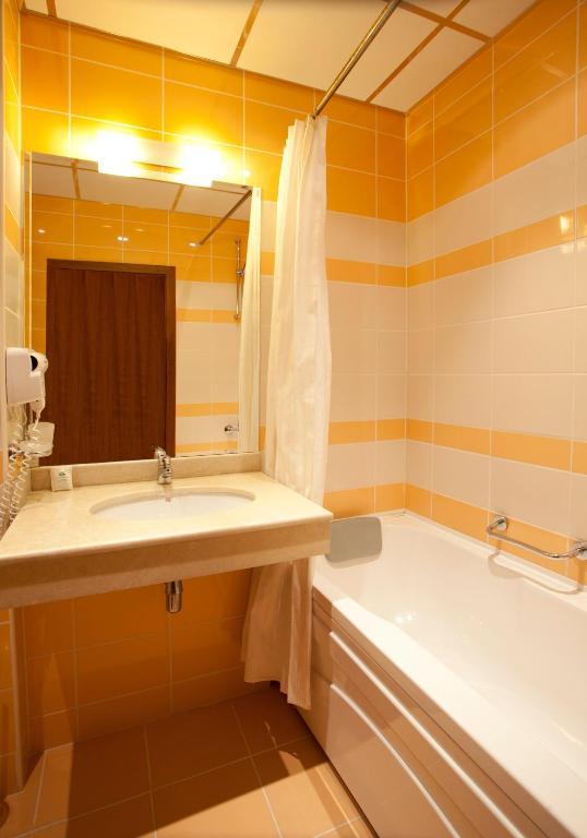 Contessa Hotel Shumen Dış mekan fotoğraf