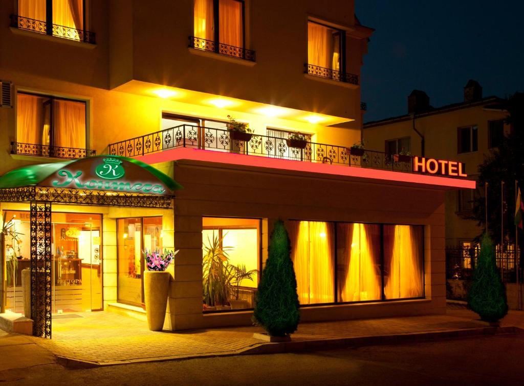 Contessa Hotel Shumen Dış mekan fotoğraf
